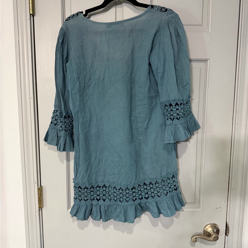 Elegant Blue Crochet Trim Tunic - Picture 5 of 7
